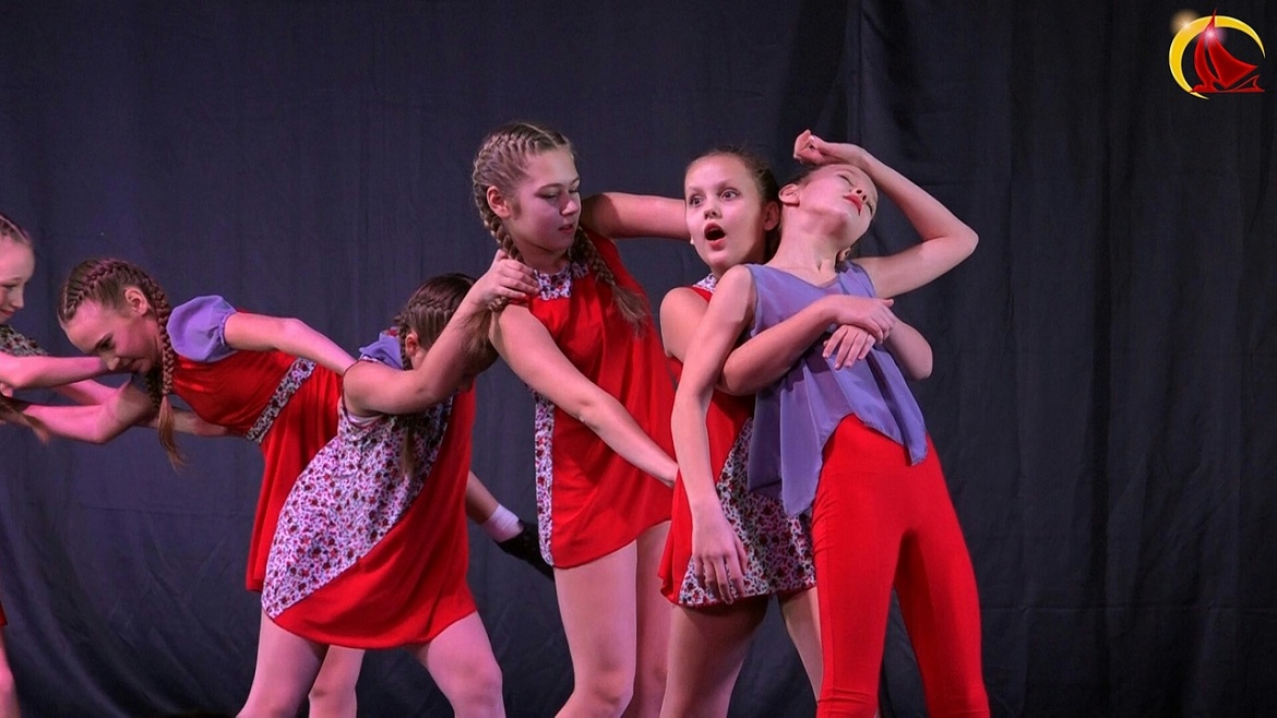 Юные танцоры АГКЦ успешно выступили  на конкурсе «Гран-при фест. Санкт-Петербург»
