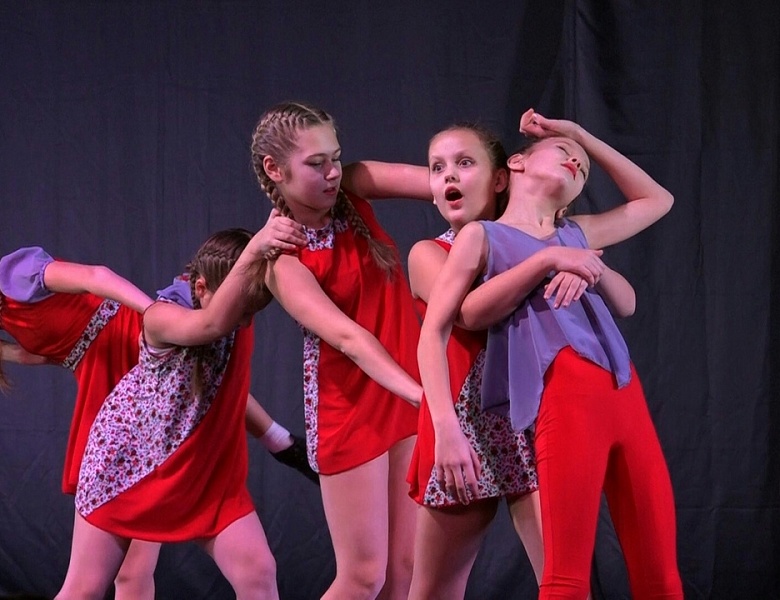 Юные танцоры АГКЦ успешно выступили  на конкурсе «Гран-при фест. Санкт-Петербург»