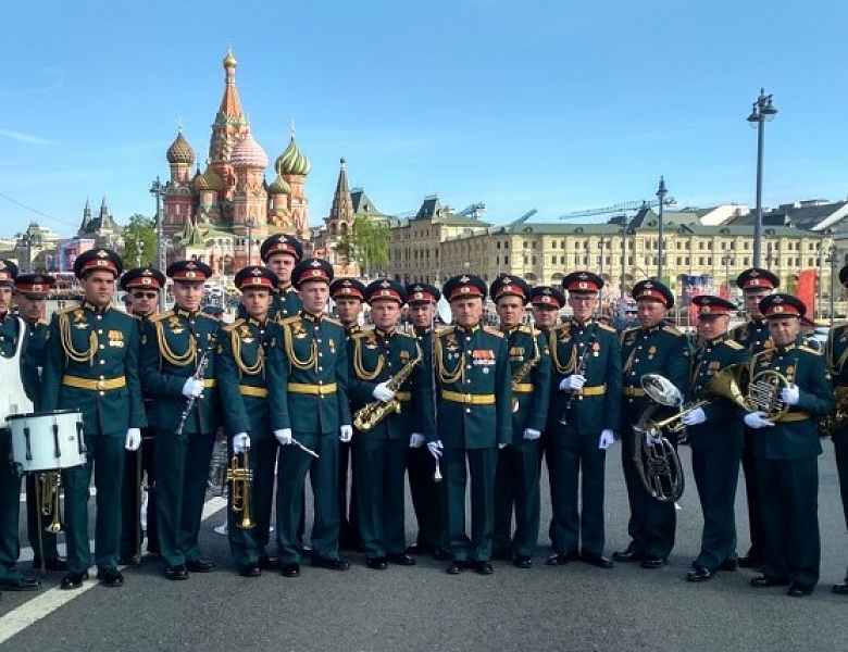 Военный оркестр выступит в честь 80-летия "Дервиша" 