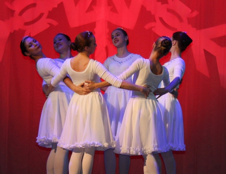 В АГКЦ состоялась премьера сказочного балета «Снегурочка»